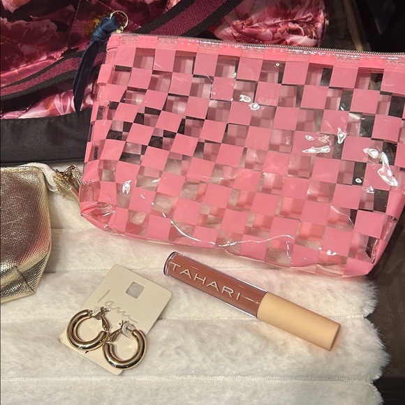 Victoria's Secret Pink Floral Tote 8 pieces - Picture 4 of 8